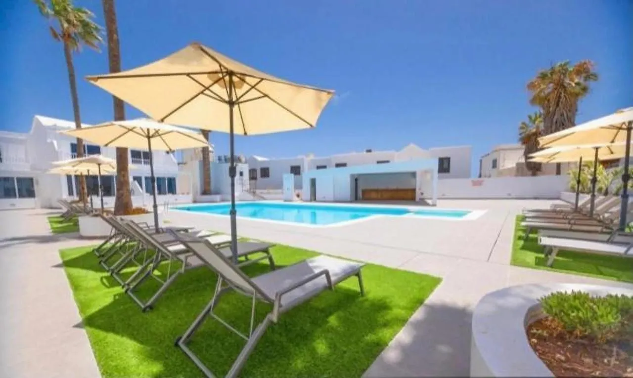 2 Bedroom Atlantic View Apartment Puerto del Carmen  Spain